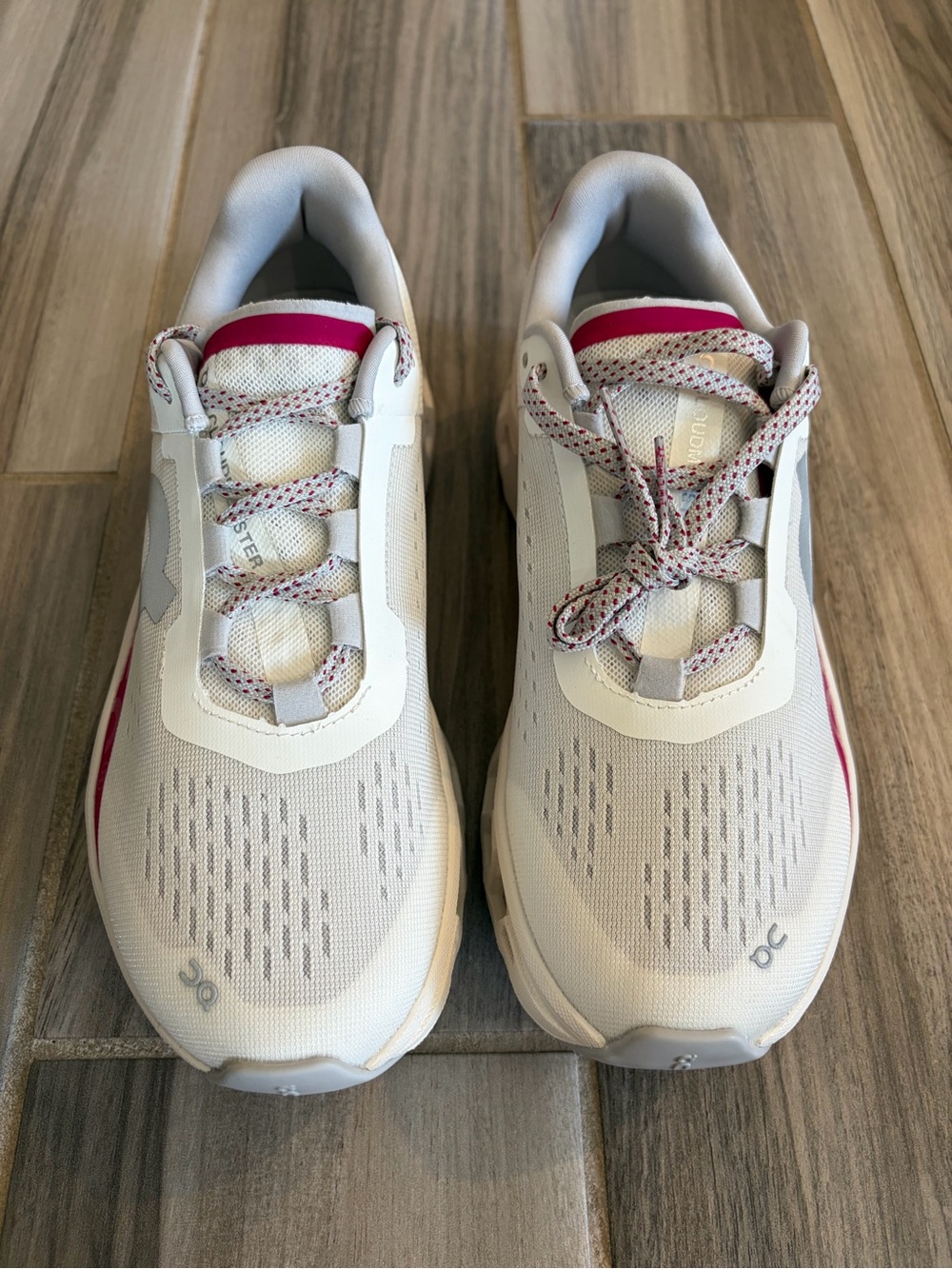 Women's On Cloudmonster Running Shoes - Ivory Grenadine 3WD10104038 - Picture 5 of 7